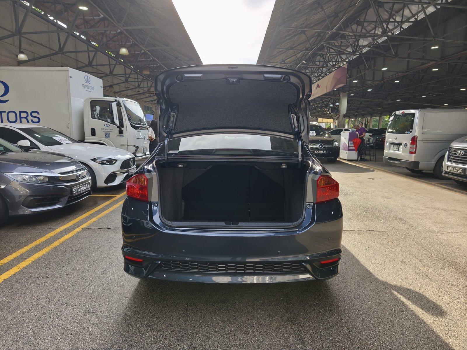 Honda City 1.5 SV photo 9
